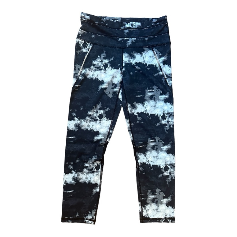 Mono B capri leggings